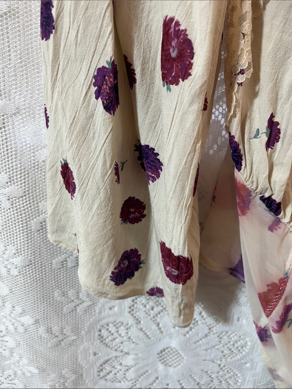 Free People Intimately Floral Ruffled Bodysuit with Ruffles and Lace Trim M - Picture 8 of 8